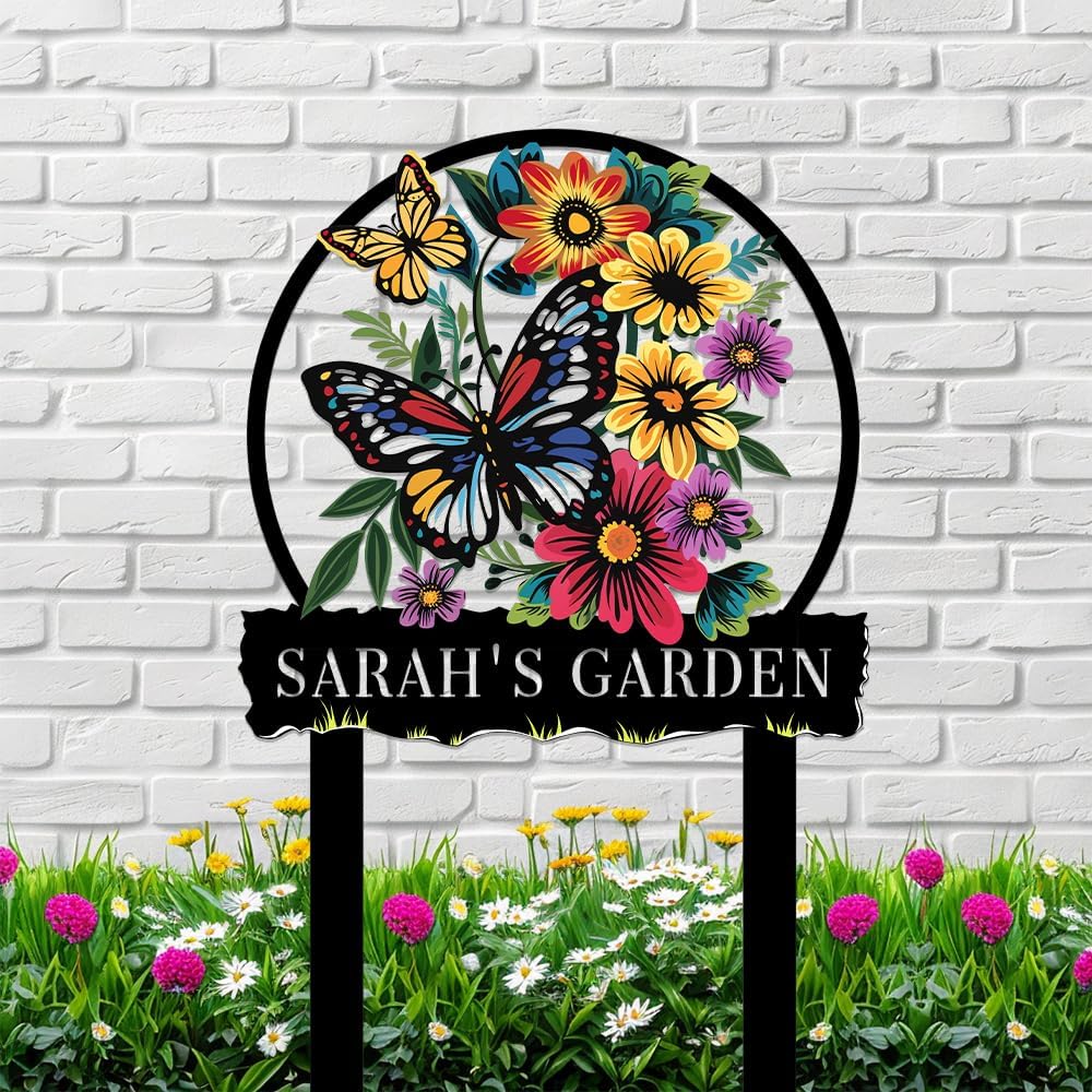 Personalized Butterfly Metal Sign with Stake,Custom Gardener Family Name Signs Outdoor Decorate,Customized Garden Accessories Decor for Mother's Day,Sunflowers Plaques for Patio Lawn Porch Backyard