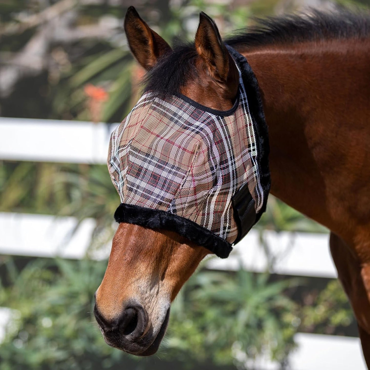 Kensington Fly Mask with Fleece Trim for Horses — Protects Face and Eyes Helps Block Sun Rays While Allowing Full Visibility — Breathable and Non Heat Transferring