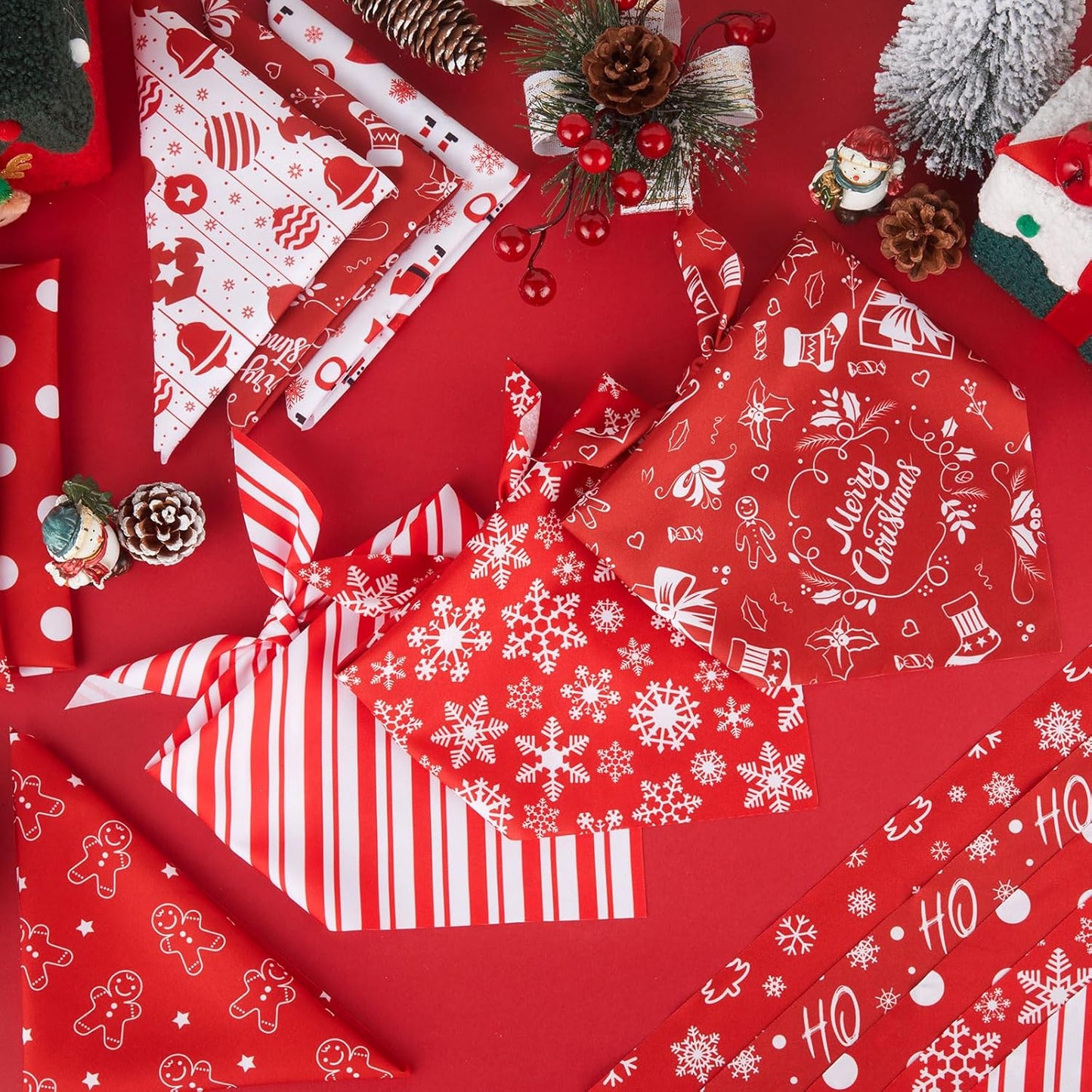 Abbylike 200 Pcs Christmas Dog Bandanas Bulk Xmas Red and White Bandanas for Dogs Triangle Kerchief Bibs Scarf Set for Pet Christmas Costume Photo Props Accessories Pet Shops, 25 Styles
