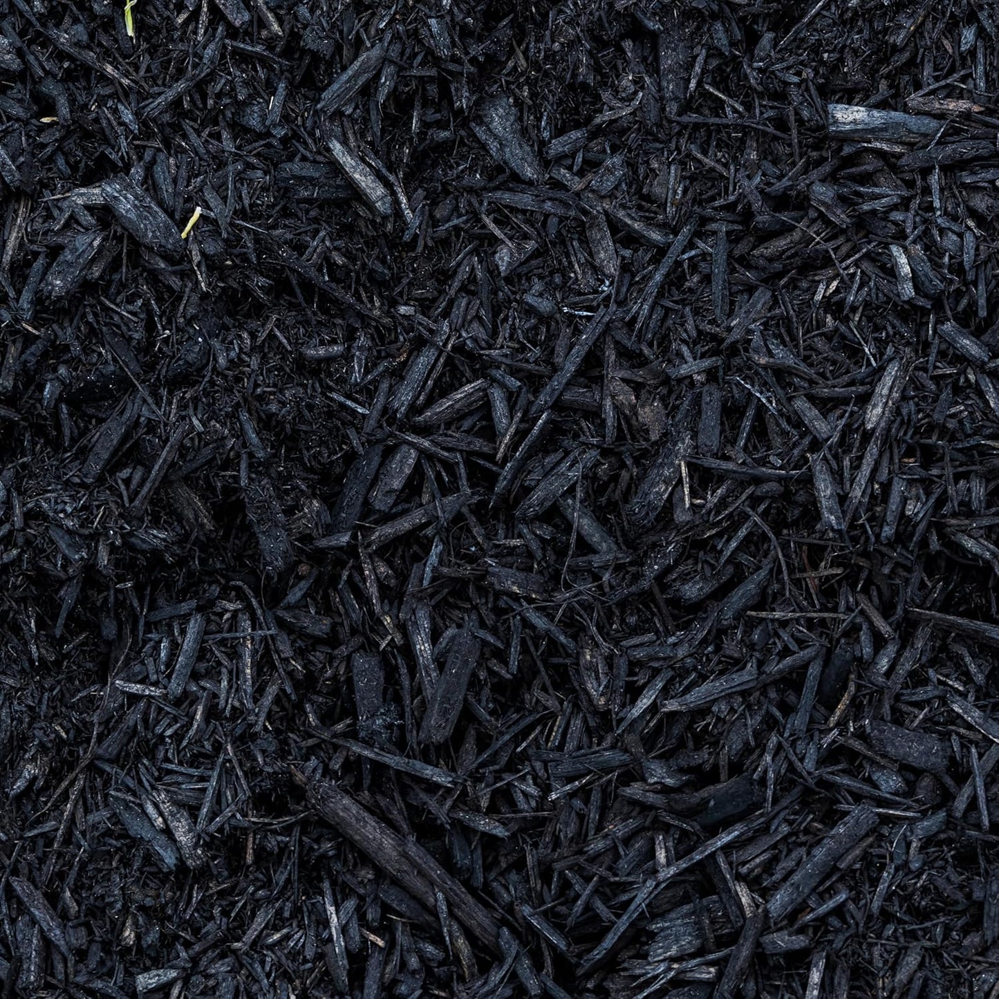 Premium Black Wood Mulch for Landscaping, Gardens, Lawns, Potting Media, and Potted Plants (0.5 CF - 14 L - 15 QTS)